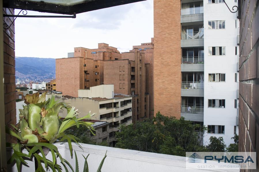 Apartamento en Venta en Laureles